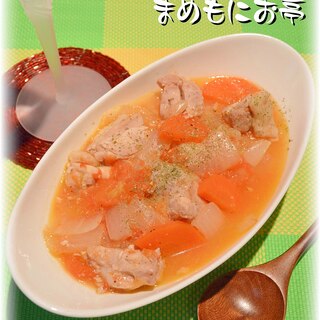 ストウブ鍋で水要らず♪チキンとトマトの煮込み